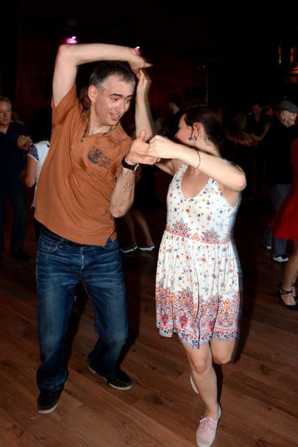 min 2015 04 12 station danse 165